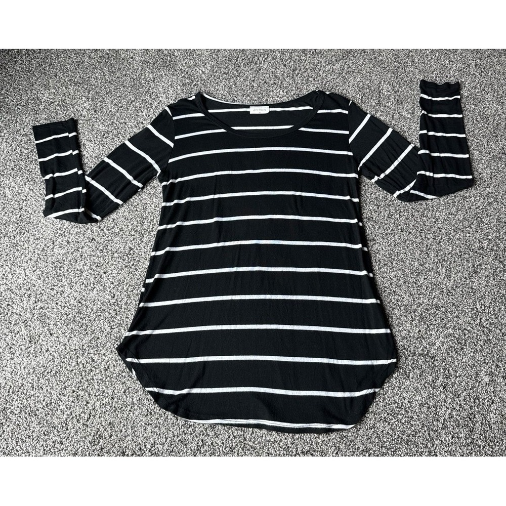 Free Kisses Women's Black White Strip Long Sleeve Tunic Size Medium
